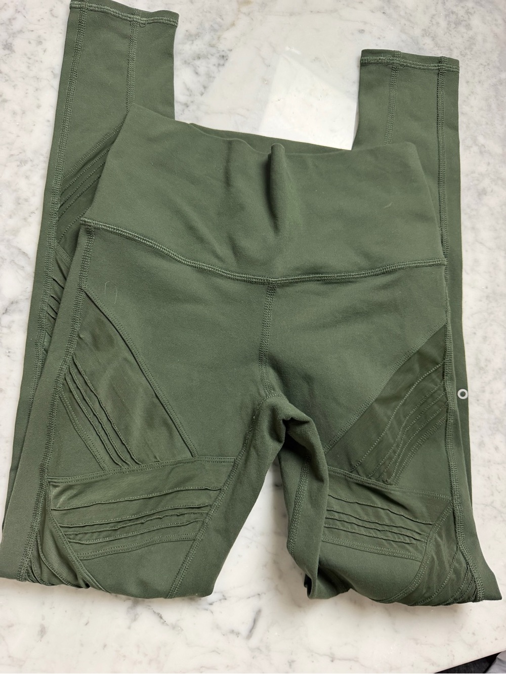 ALO Yoga Olive Green leggings